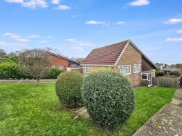 3, Greenham Drive, Nettlestone PO34 5LA