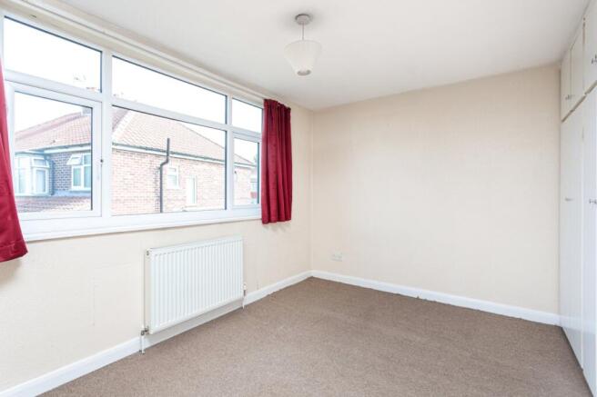 4 bed Semi-Detached for sale Image 8