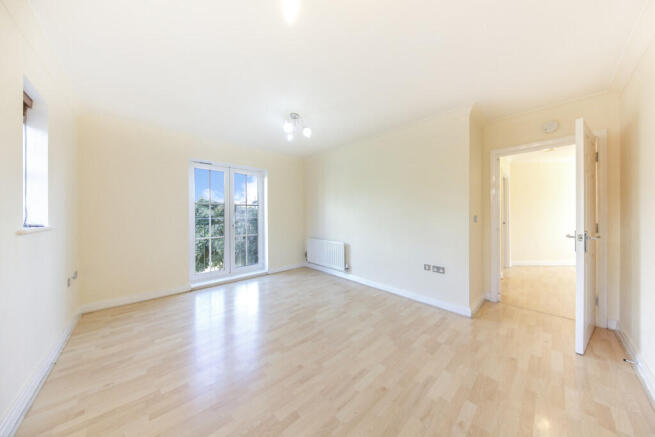 18 Seaton Square ...