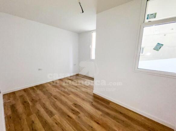 Brand new ground floor flat in Mahon