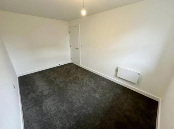 3 bed Semi-Detached to rent Image 6