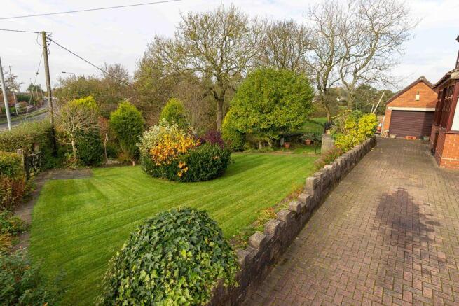 Garden at Side