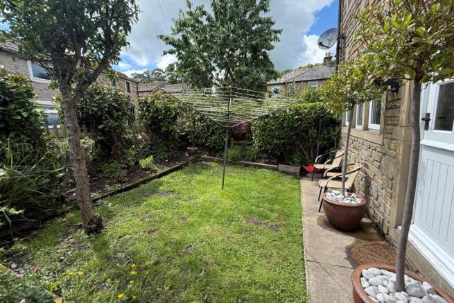 3 bed Semi-Detached for sale Image 10