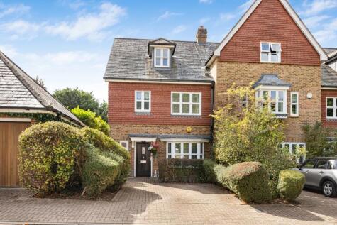 Highgrove Avenue, Ascot, SL5