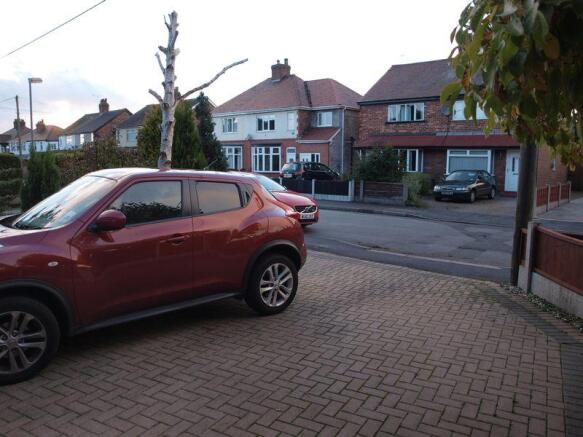 Driveway & Street