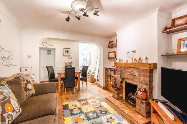 Sitting Room/Dining Room
