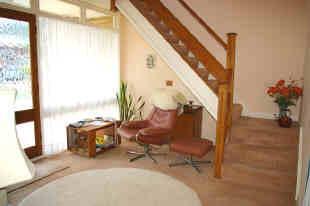 SPACIOUS ENTRANCE HALL