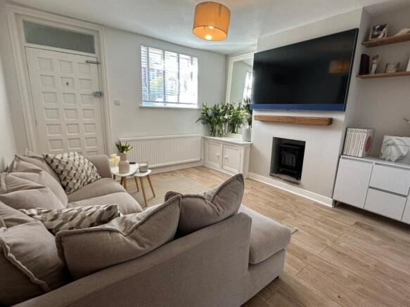 Lounge 1