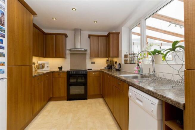 DINING/KITCHEN