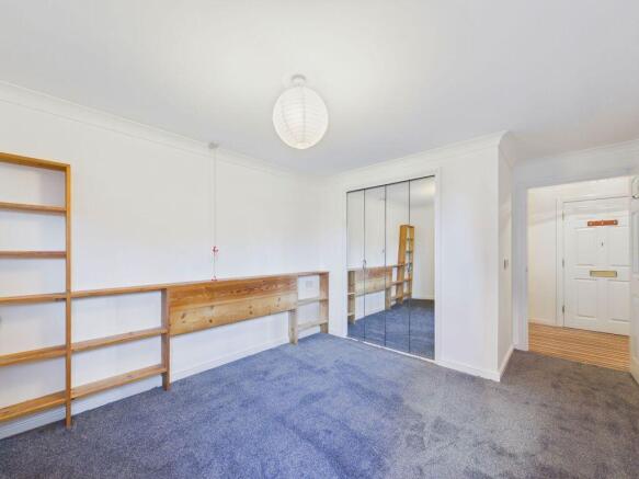 1 bed Apartment for sale Image 7