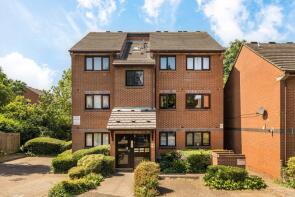 21, Abbey Drive, London SW17 9PN