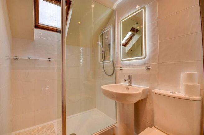2 bed Cottage for sale Image 9