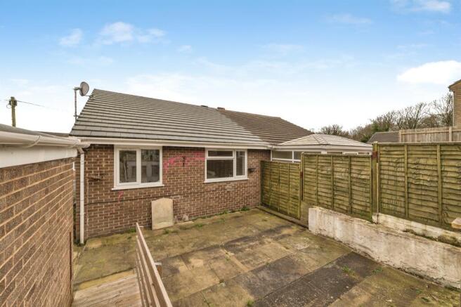 2 bed Semi-Detached Bungalow for sale Image 11