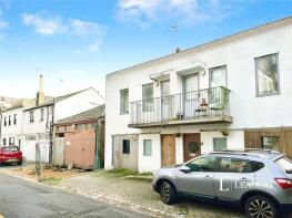 27, Holland Mews, Hove BN3 1JG