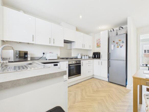 2 bed End of Terrace for sale Image 2