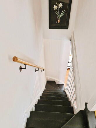 2 bed Cottage for sale Image 11