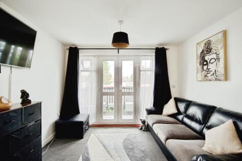 1 Enstone Road, Enfield, EN3