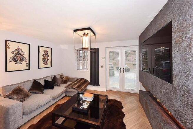 Ladyfield Street, Wilmslow, SK9 photo 4