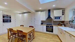 8, The Pleasance, London SW15 5HF
