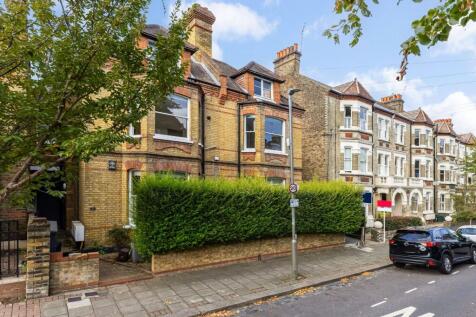 Santos Road, Putney, London, SW18