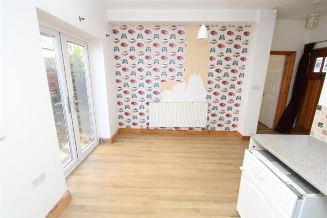 2 bed Semi-Detached for sale Image 5