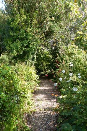 Walkway.JPG