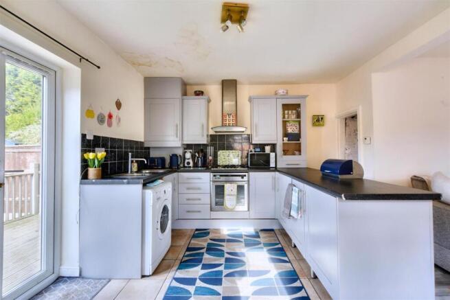 1 Margaret Avenue kitchen.jpg