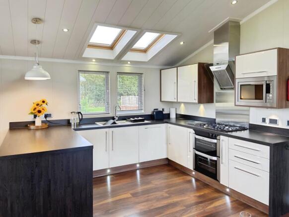 2 bed Lodge for sale Image 5