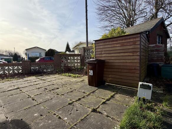 2 bed Park Home for sale Image 11
