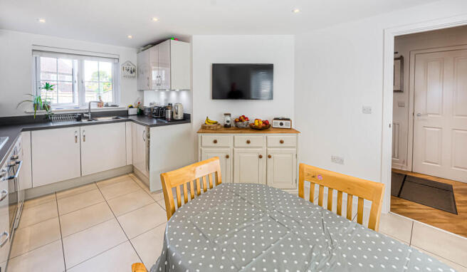 Nightingale Lane, Barnham photo 4