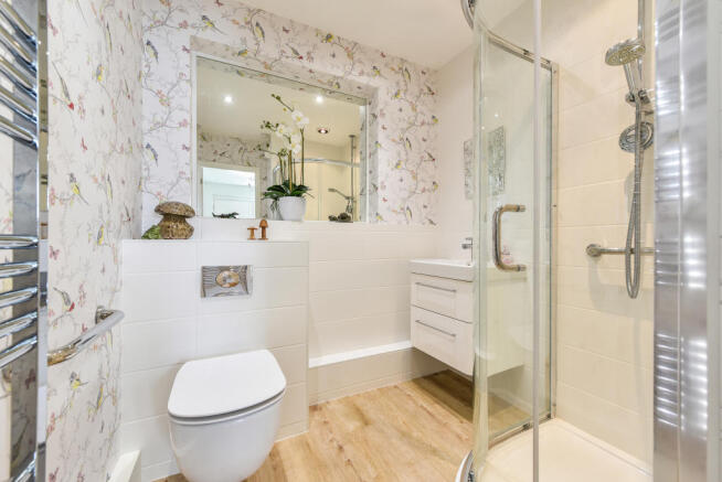 Main Shower room