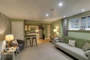 36a, Steep Hill, Lincoln LN2 1LU