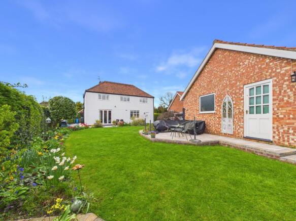 3 bed Detached for sale Image 6