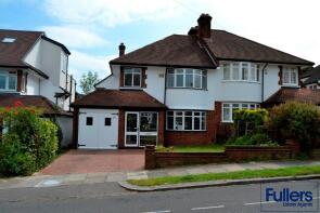 23, Broadfields Avenue, London N21 1AB