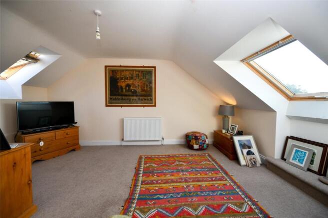 Tv Room/Bedroom 4