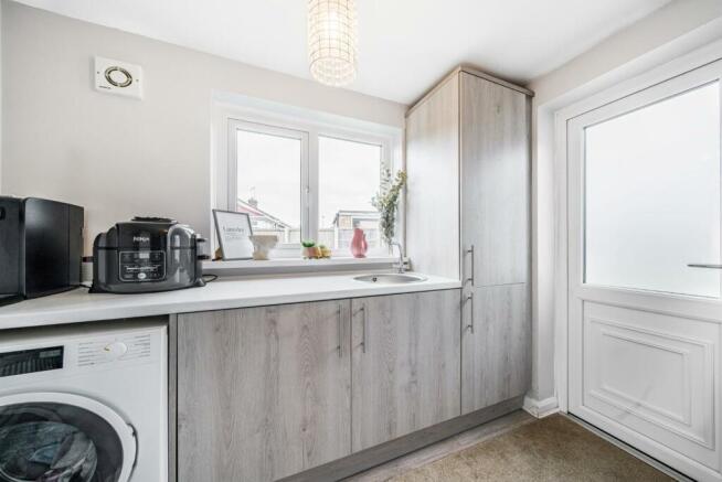 UTILITY ROOM.jpg