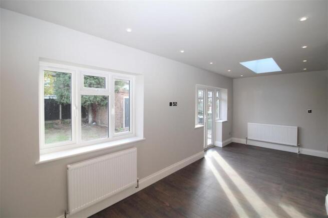 Open Plan Living/Dining Area