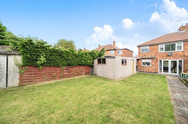 3 bed Semi-Detached for sale Image 11