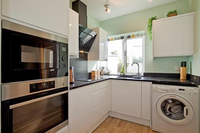 3 bed Semi-Detached for sale Image 5