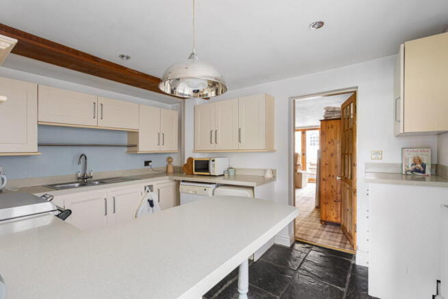 3 bed Cottage for sale Image 7
