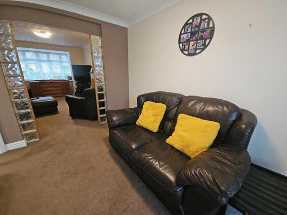 Dining/Sitting Room