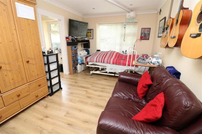 Ground Floor Bedroom.JPG