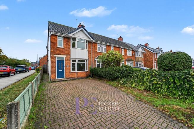 2-bed terraced on Tudor Road, Hinckley, LE10, £230,000