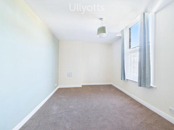 1 bed Flat to rent Image 12