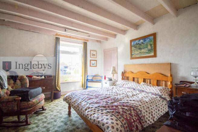3 bed House for sale Image 7