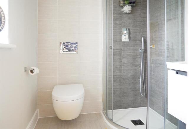 Shower Room.jpg