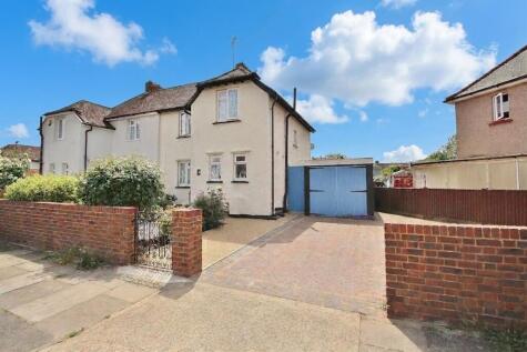 Dawes Avenue, Isleworth, TW7