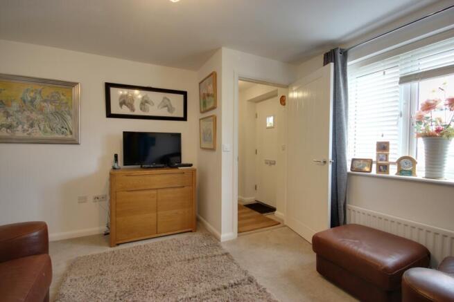 3 bed Semi-Detached for sale Image 9