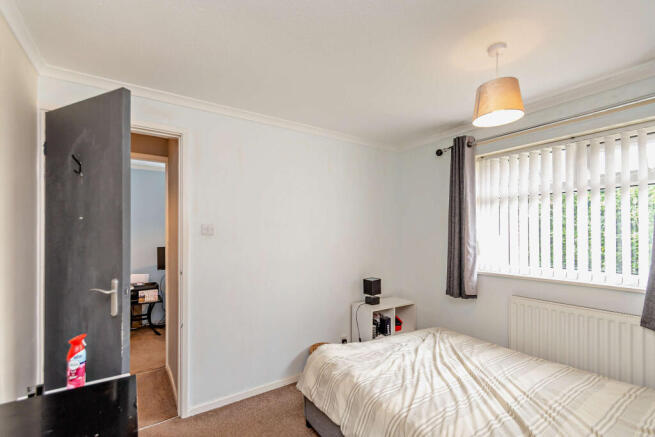 2 bed Semi-Detached Bungalow for sale Image 10