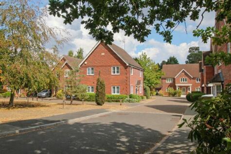 Kiln Close, Finchampstead, Wokingham, RG40